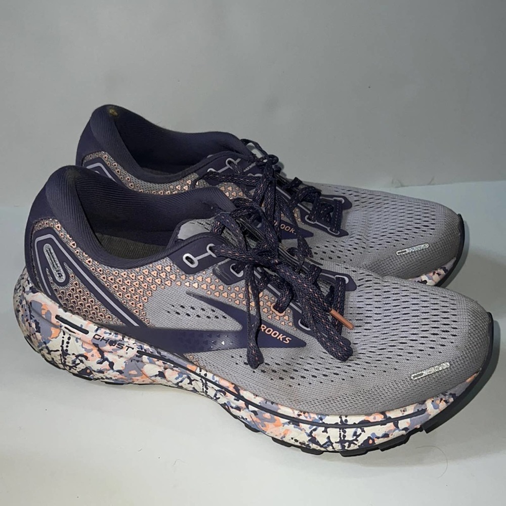 Brooks Ghost 14 Road-Running Shoes - Delicate Dyes - Women's size 9